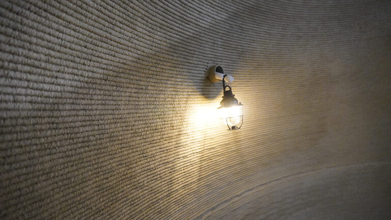 Li-Wu Building a Walk-In Landscape with Large-Scale Cement 3D Printing