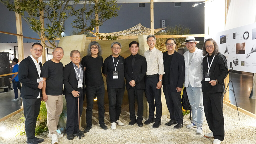 Li-Wu Building a Walk-In Landscape with Large-Scale Cement 3D Printing